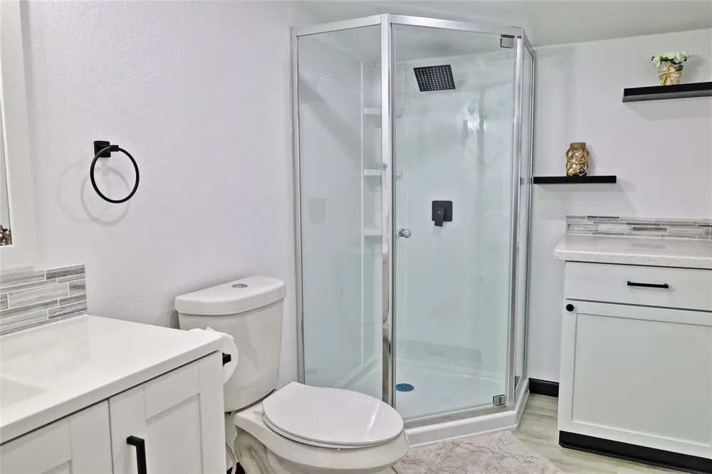 4402 Zelsky Road Freeport, TX 77541
