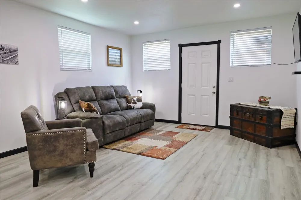 4402 Zelsky Road Freeport, TX 77541