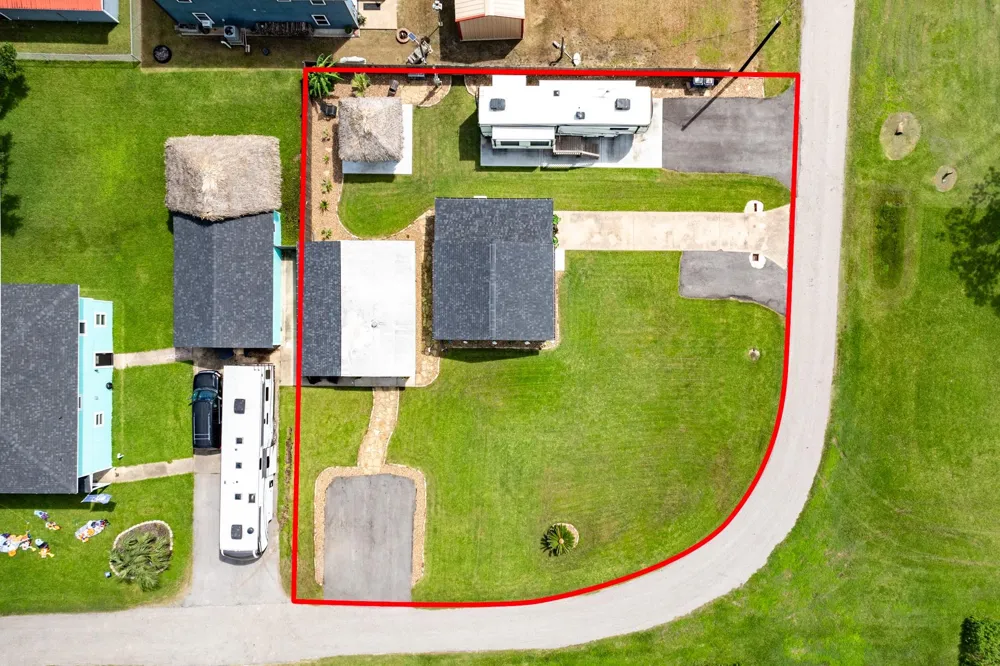 4402 Zelsky Road Freeport, TX 77541