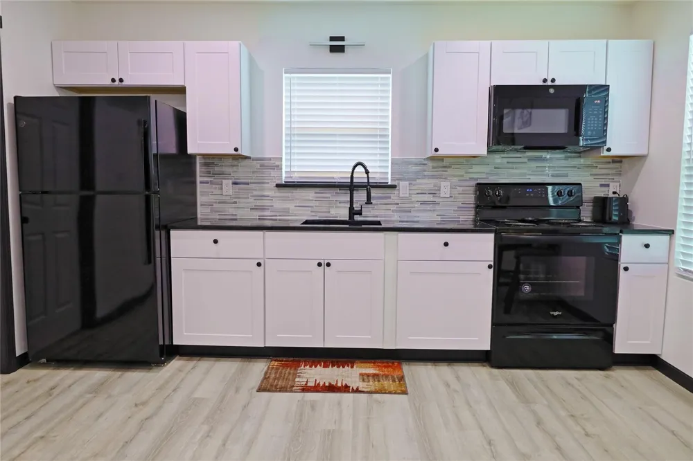 4402 Zelsky Road Freeport, TX 77541