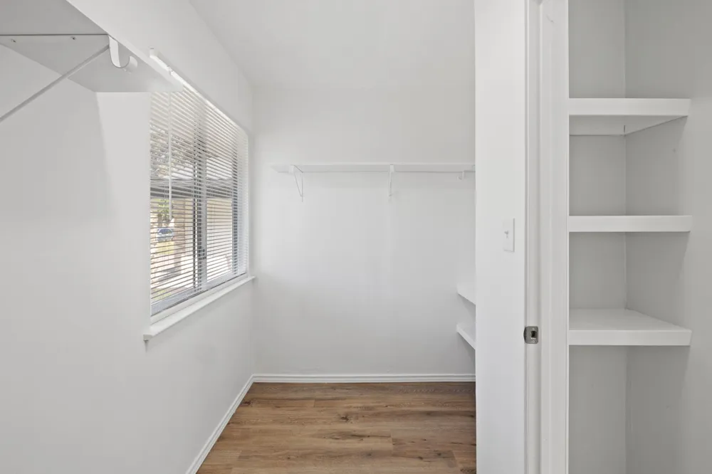 10001 Woodglen Drive Austin, TX 78753