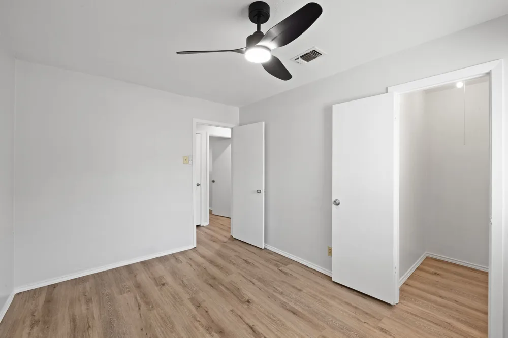10001 Woodglen Drive Austin, TX 78753