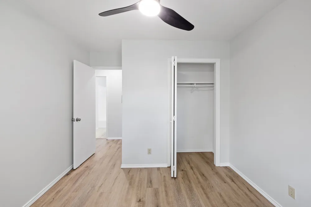 10001 Woodglen Drive Austin, TX 78753
