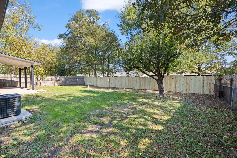 10001 Woodglen Drive Austin, TX 78753
