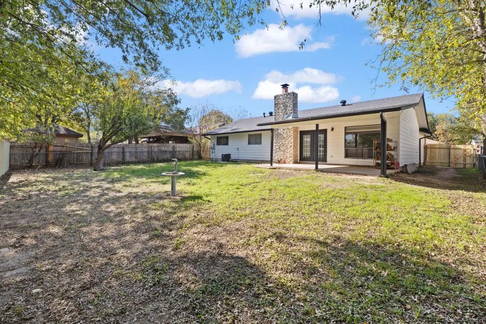 10001 Woodglen Drive Austin, TX 78753