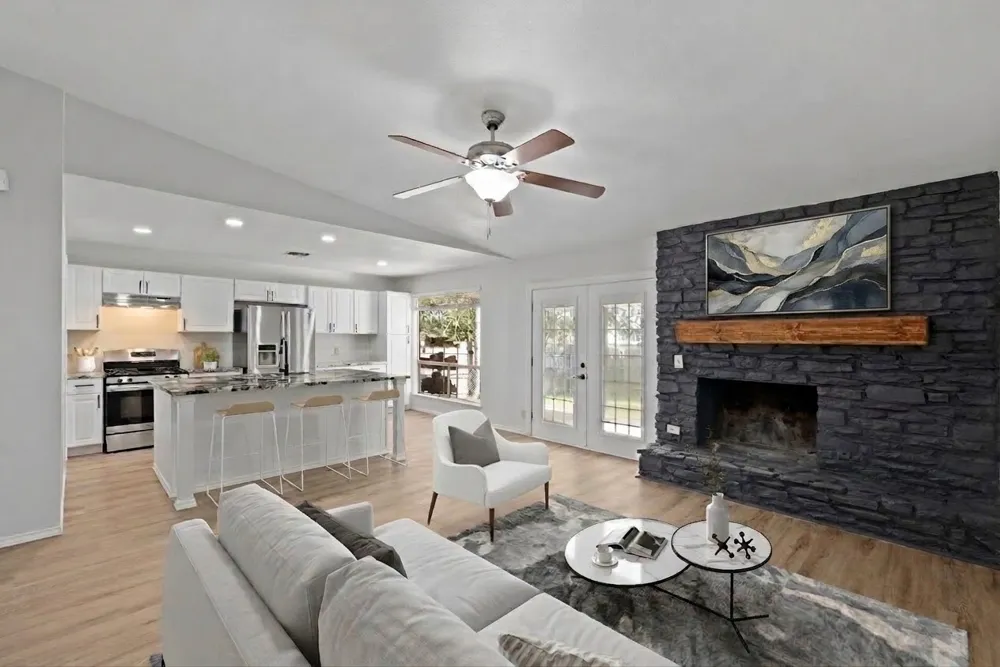 10001 Woodglen Drive Austin, TX 78753