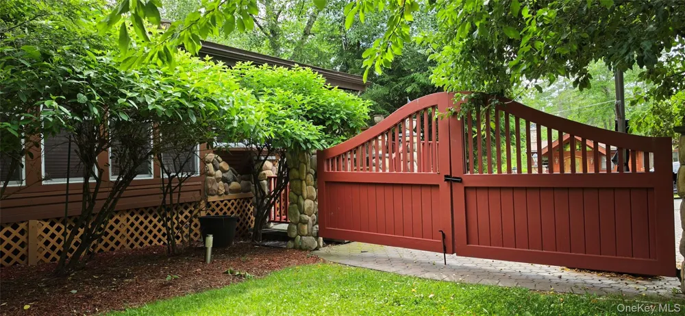 12 Donenfeld Drive Kauneonga Lake, NY 12749