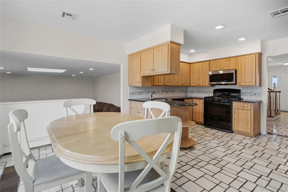 1340 Beech Street Atlantic Beach, NY 11509