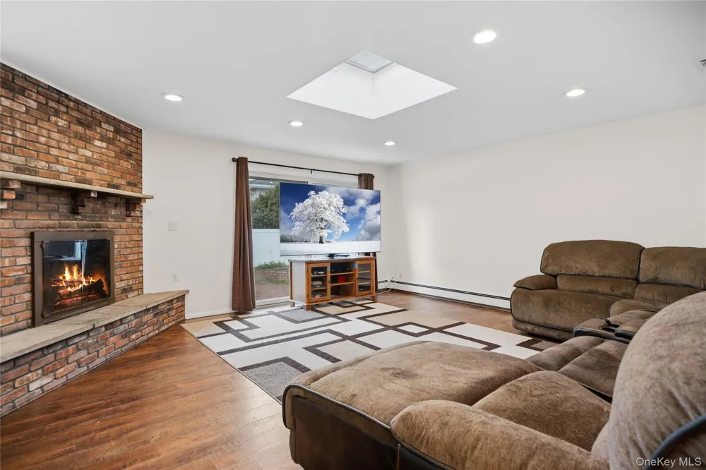 1340 Beech Street Atlantic Beach, NY 11509