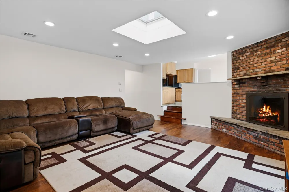 1340 Beech Street Atlantic Beach, NY 11509