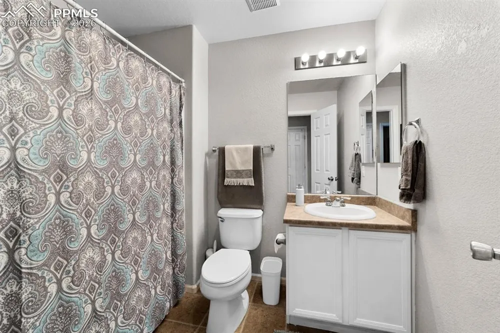 7375 Sandy Springs Point Fountain, CO 80817