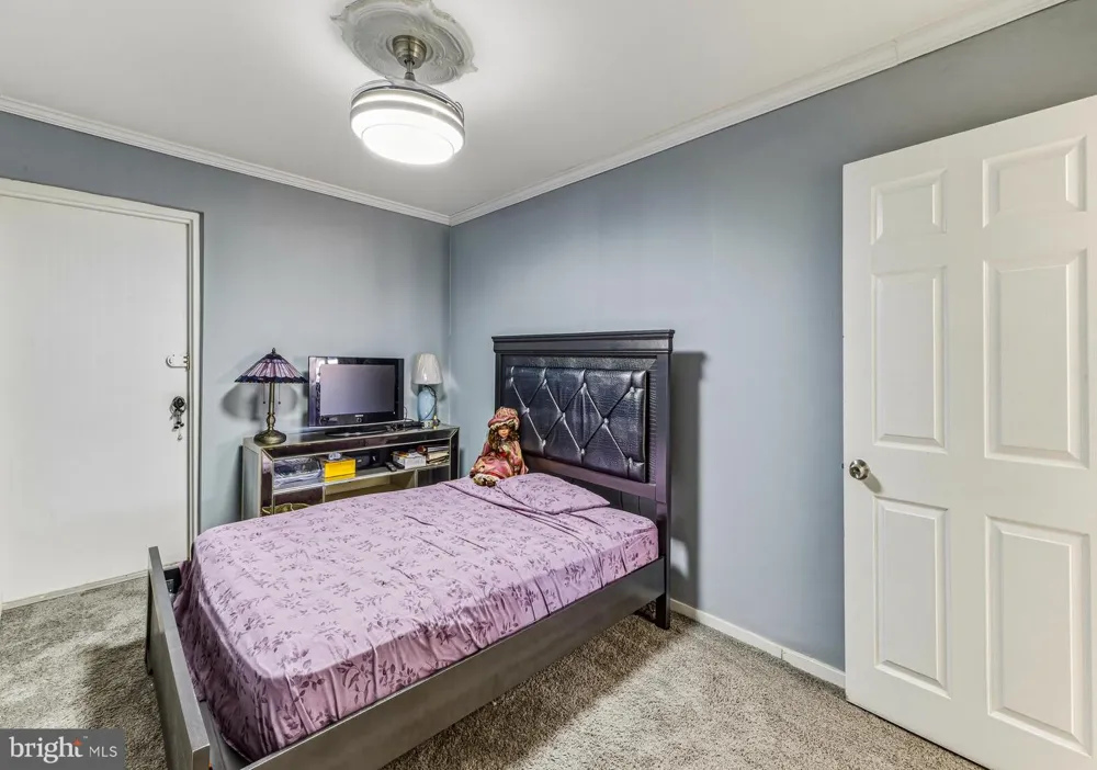 126 CENTURA Cherry Hill, NJ 08003
