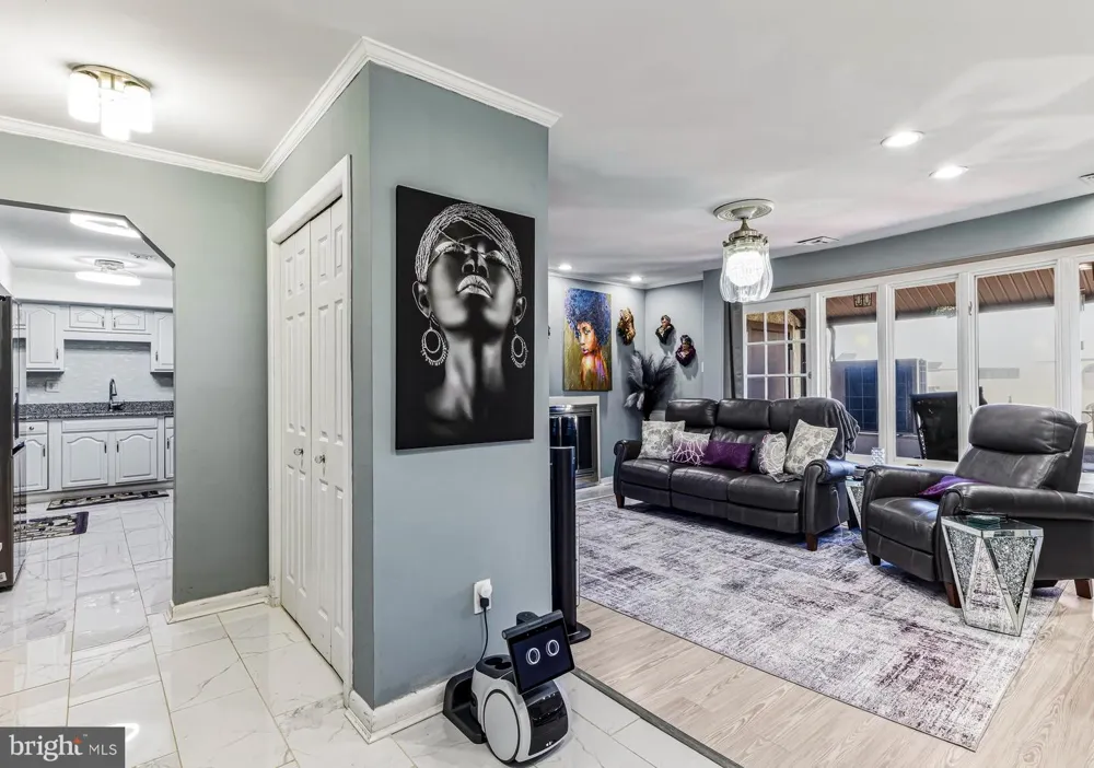 126 CENTURA Cherry Hill, NJ 08003