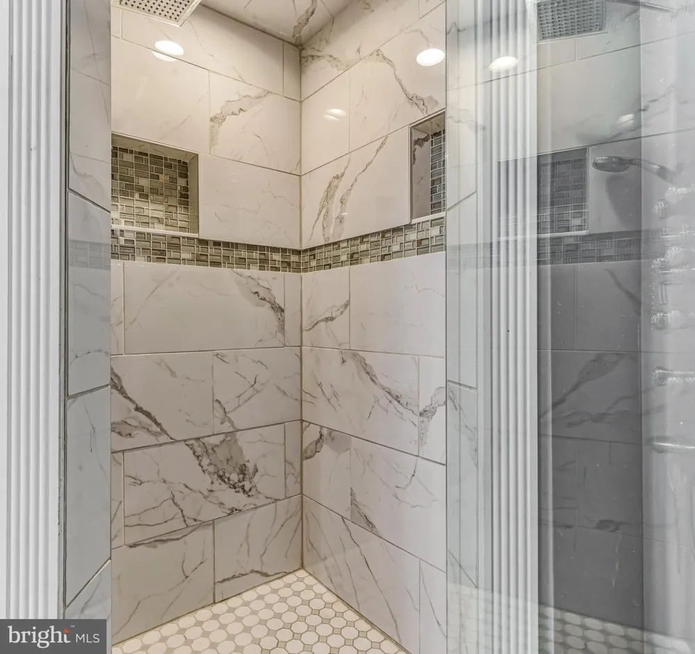 126 CENTURA Cherry Hill, NJ 08003