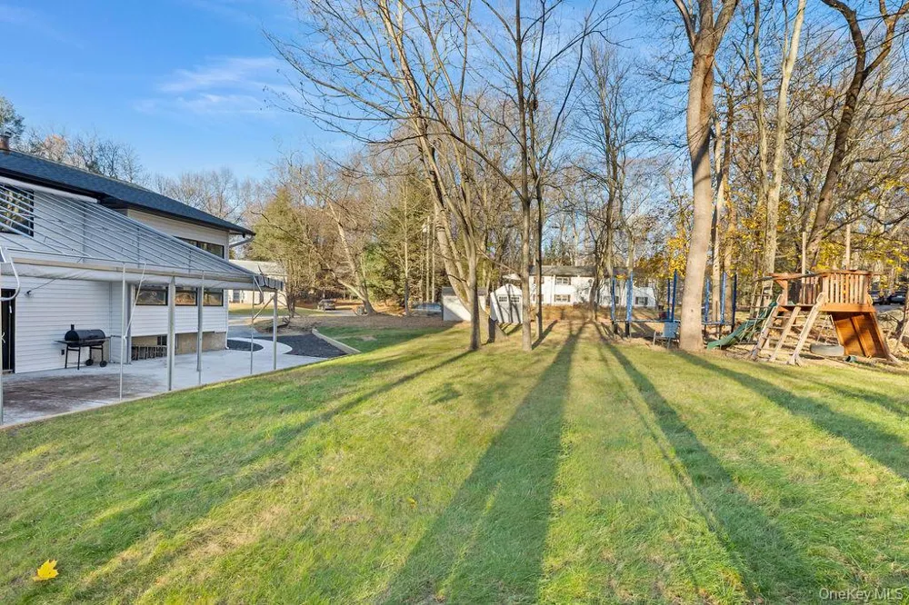 9 Wendover Lane Suffern, NY 10901