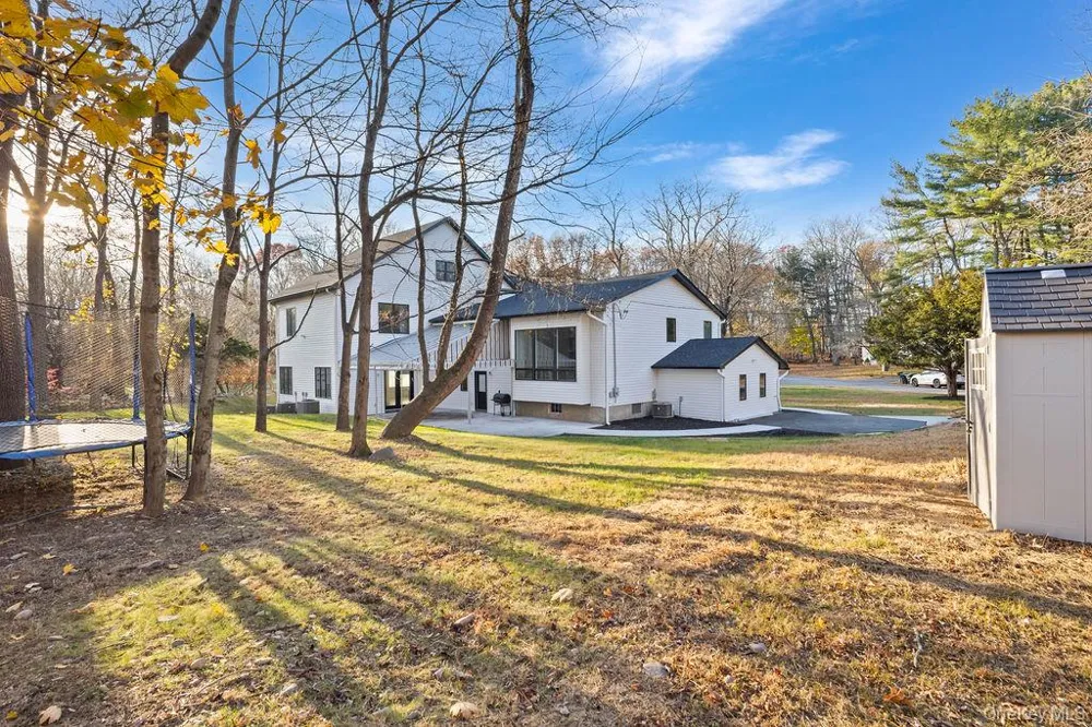 9 Wendover Lane Suffern, NY 10901