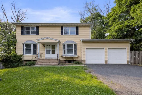 12 Gillis Avenue