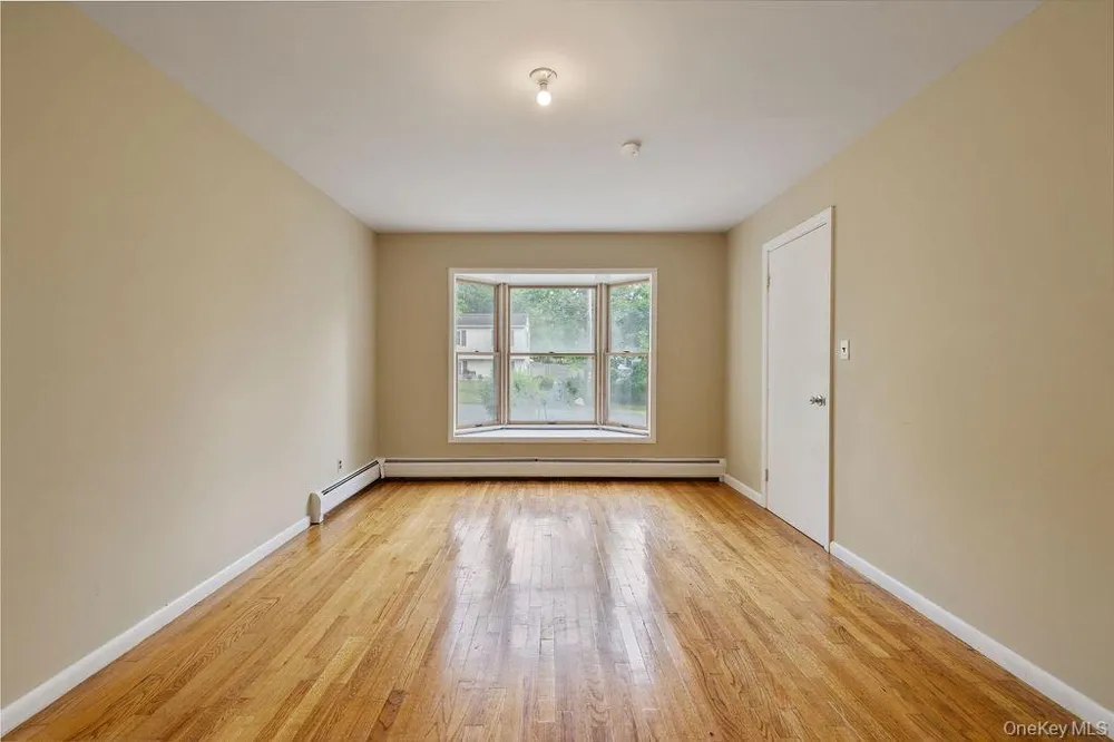 12 Gillis Avenue Nyack, NY 10960