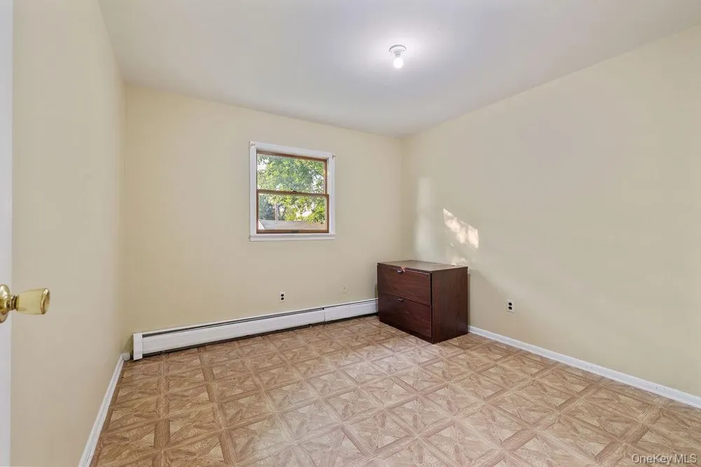 12 Gillis Avenue Nyack, NY 10960