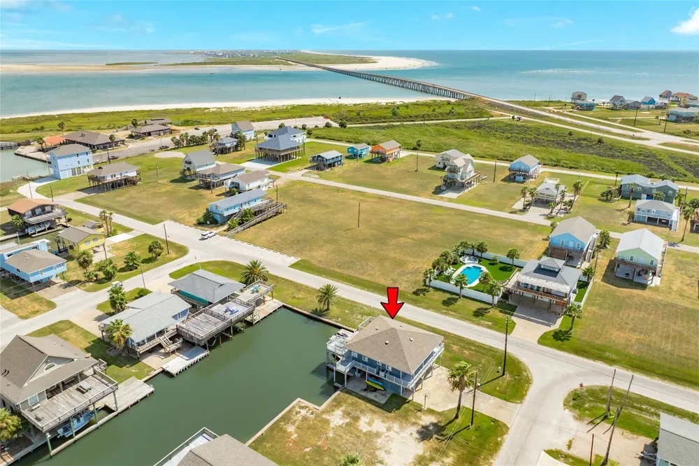 202 Schooner Drive Freeport, TX 77541
