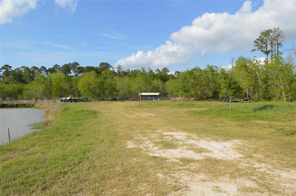 1639 Country Oaks Drive Crosby, TX 77532