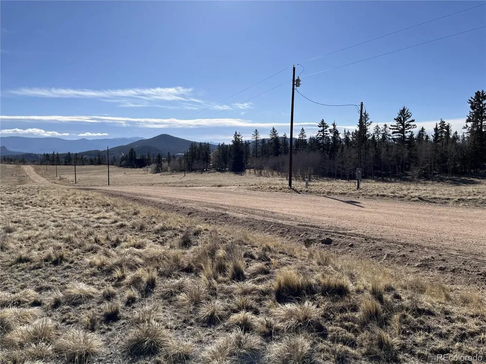 27 Warpath Road Como, CO 80432