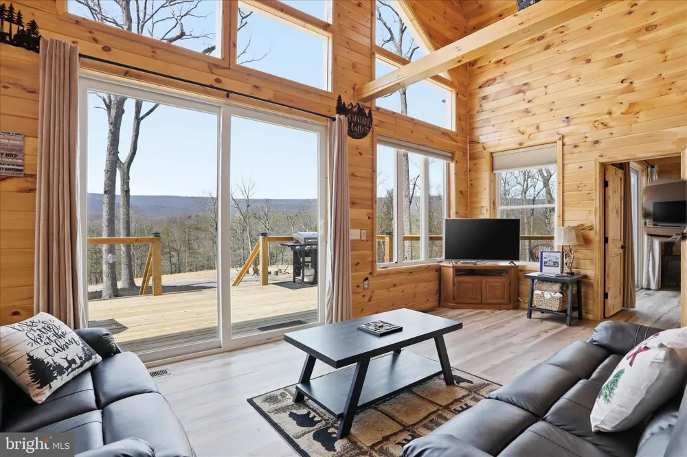 432 LOST POINT LANE Berkeley Springs, WV 25411