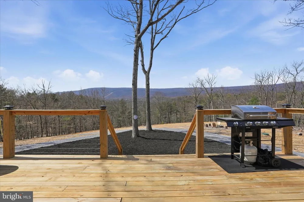 432 LOST POINT LANE Berkeley Springs, WV 25411