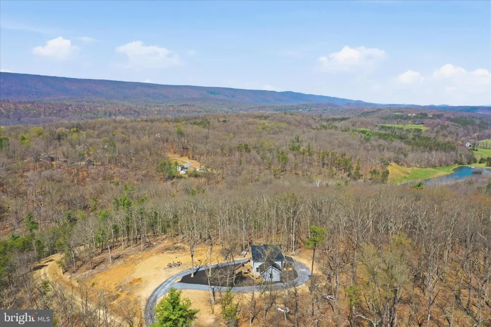 432 LOST POINT LANE Berkeley Springs, WV 25411