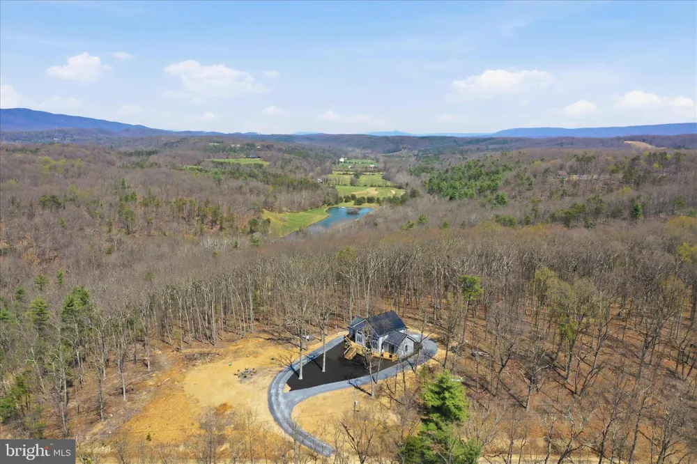 432 LOST POINT LANE Berkeley Springs, WV 25411