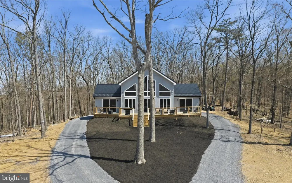 432 LOST POINT LANE Berkeley Springs, WV 25411