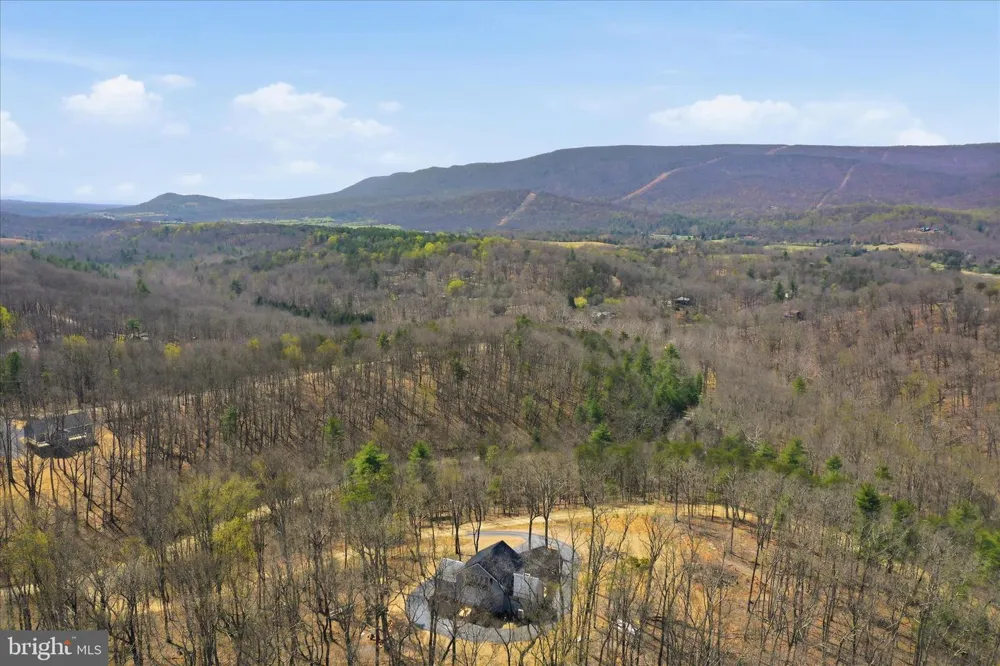 432 LOST POINT LANE Berkeley Springs, WV 25411