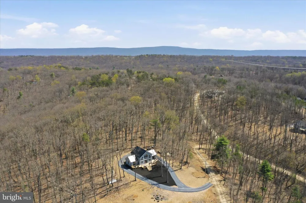 432 LOST POINT LANE Berkeley Springs, WV 25411