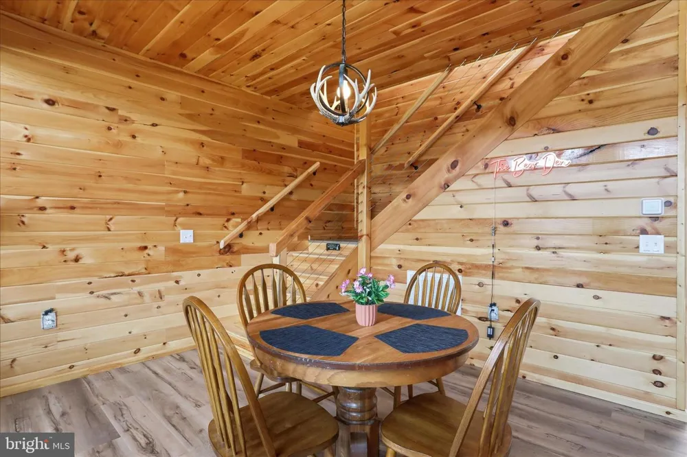 432 LOST POINT LANE Berkeley Springs, WV 25411