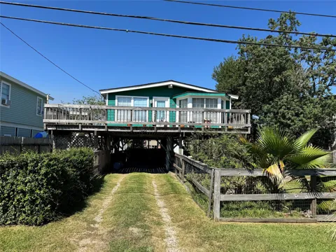 1620 Dick Bay Drive