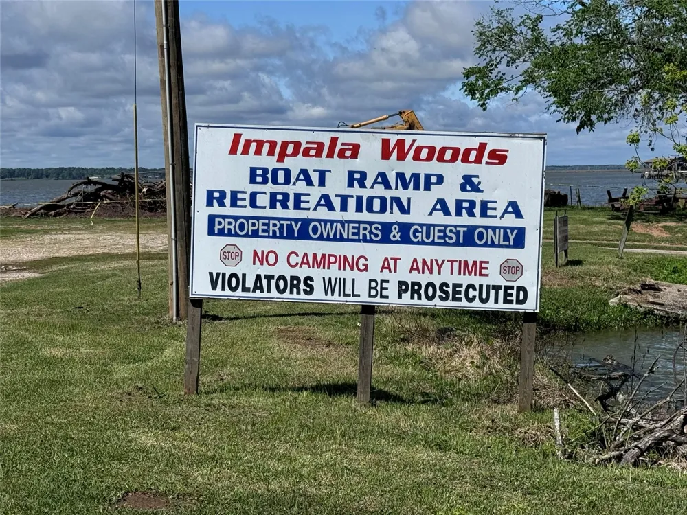 108 Javelina Street Onalaska, TX 77360