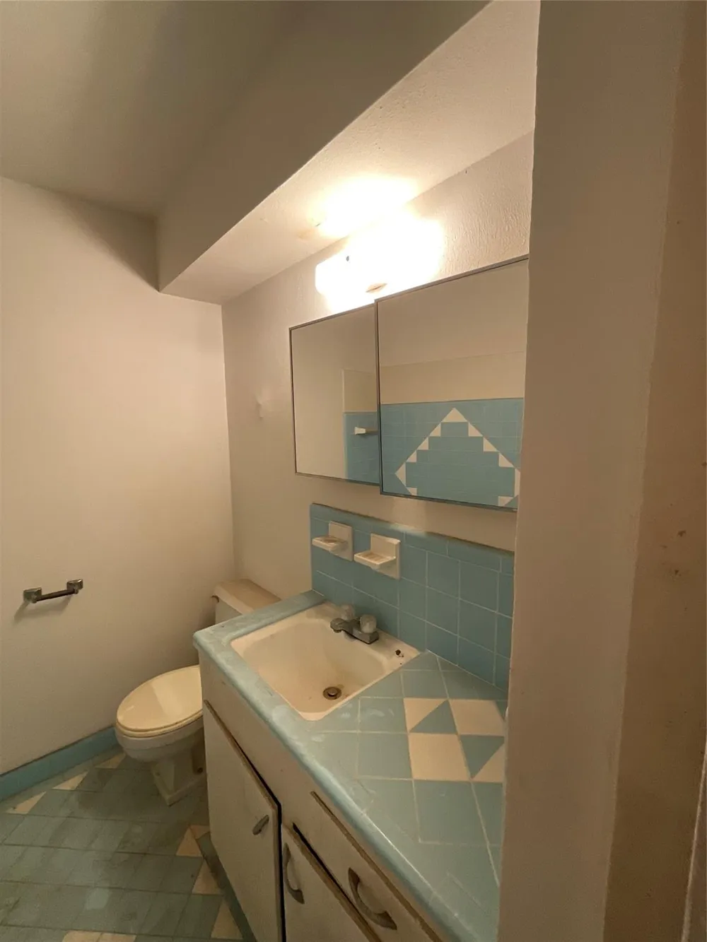 3201 Texas Avenue La Marque, TX 77568