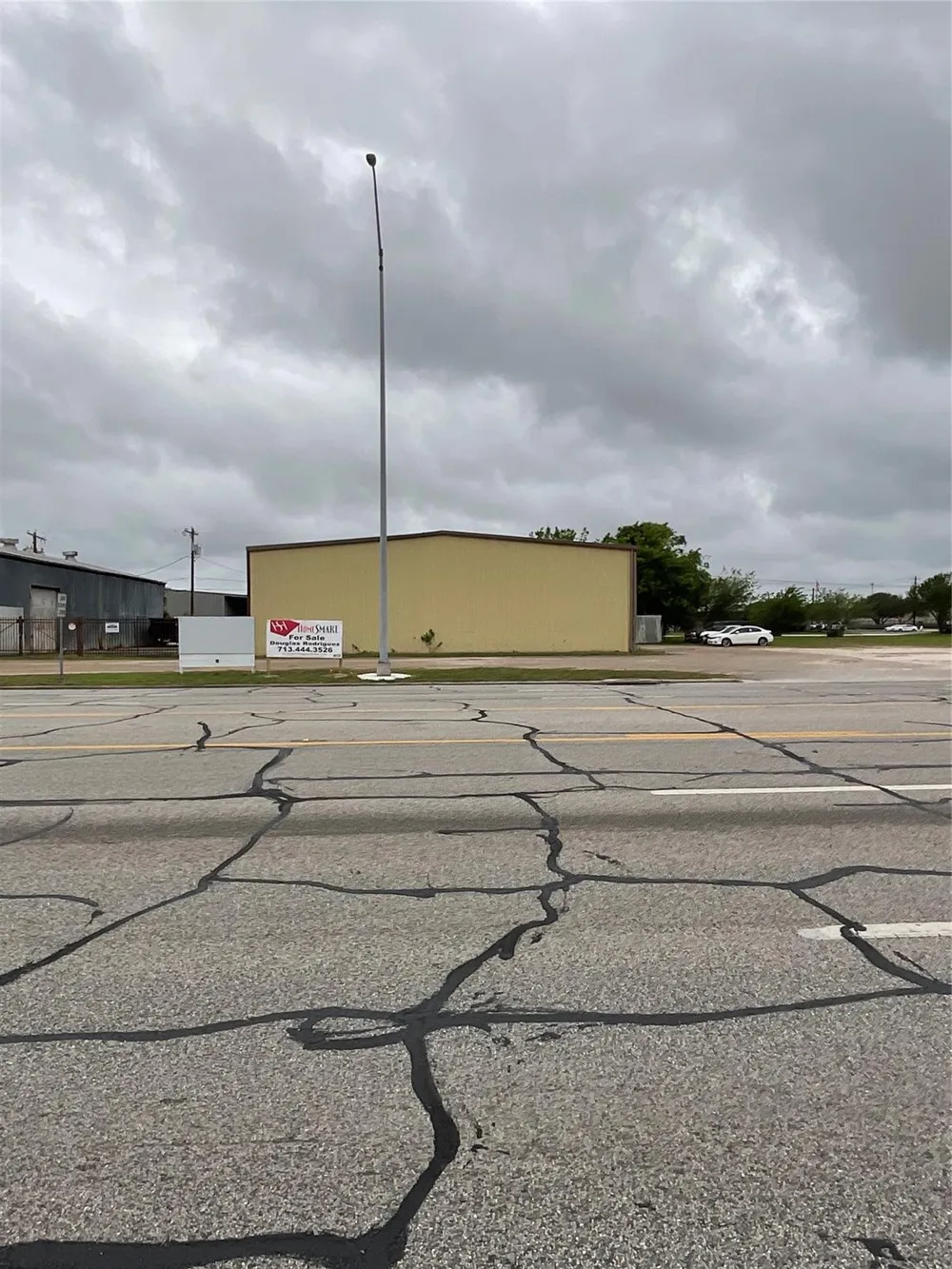 3201 Texas Avenue La Marque, TX 77568
