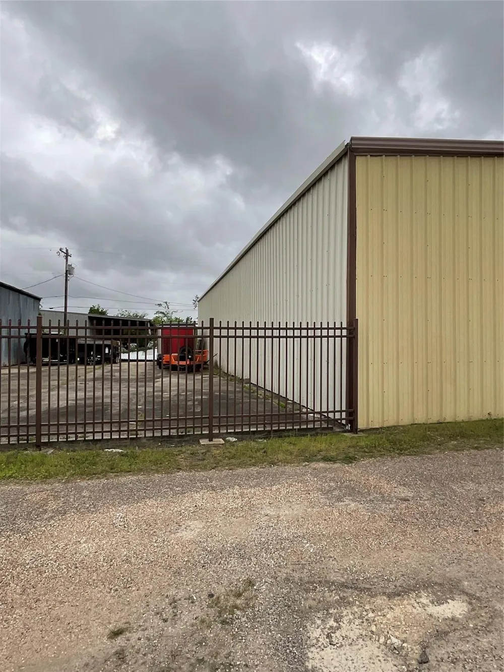 3201 Texas Avenue La Marque, TX 77568