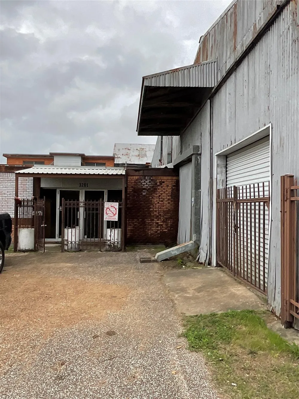 3201 Texas Avenue La Marque, TX 77568