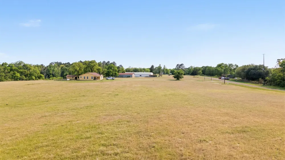 1824 County Road 1905 Jacksonville, TX 75766