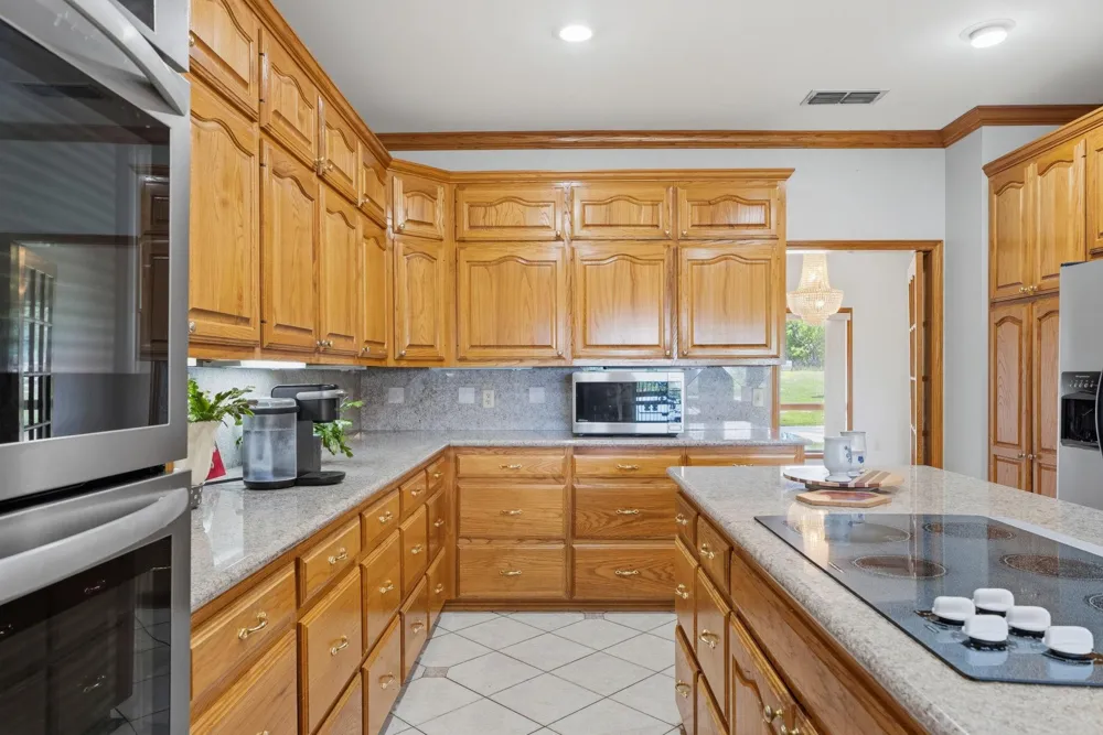 1824 County Road 1905 Jacksonville, TX 75766