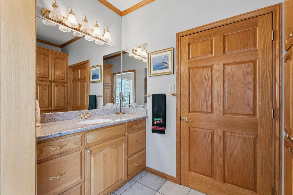 1824 County Road 1905 Jacksonville, TX 75766