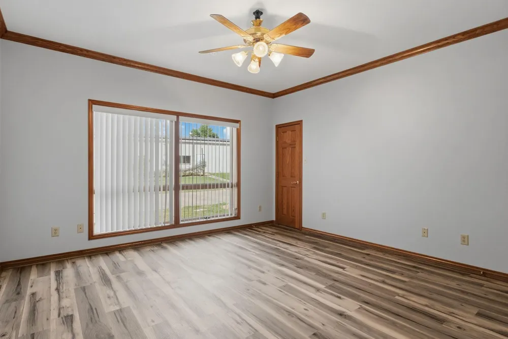 1824 County Road 1905 Jacksonville, TX 75766
