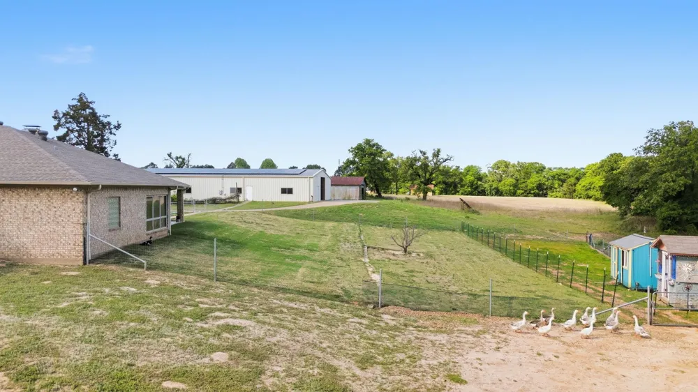 1824 County Road 1905 Jacksonville, TX 75766