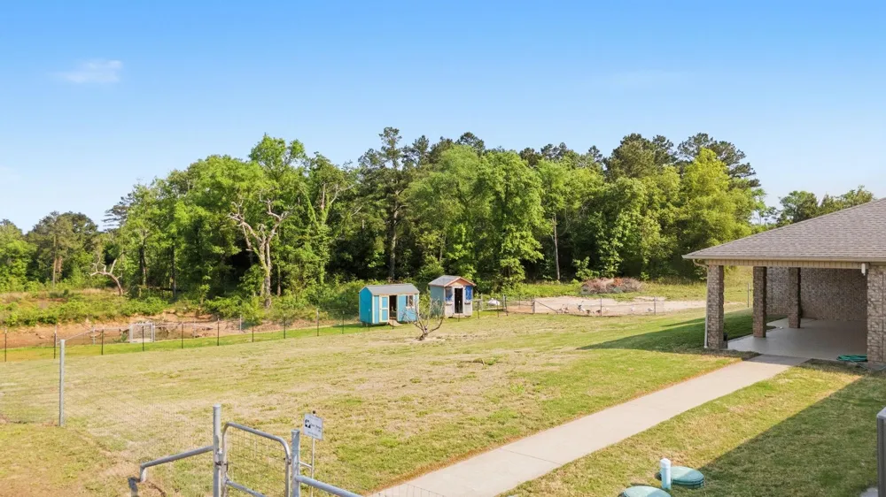 1824 County Road 1905 Jacksonville, TX 75766