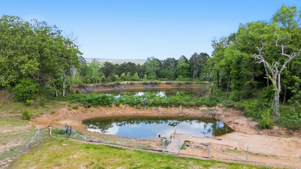 1824 County Road 1905 Jacksonville, TX 75766