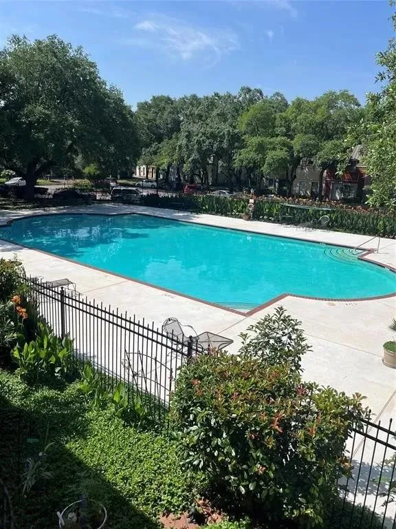 11609 Chimney Rock Road Houston, TX 77035