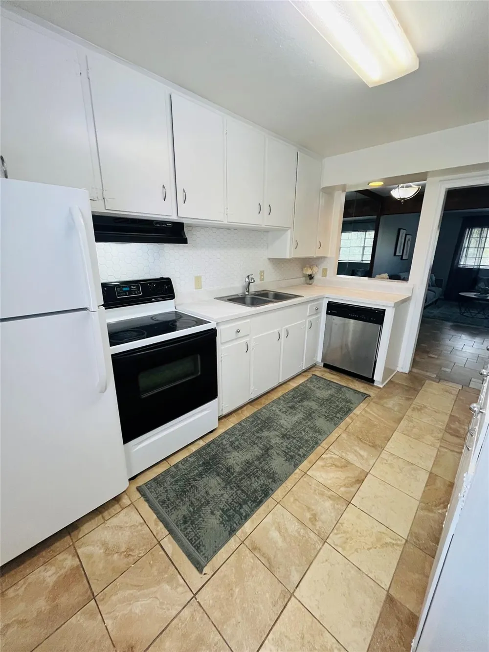 11609 Chimney Rock Road Houston, TX 77035
