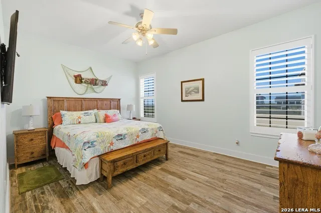 125 DOCKSIDE DR Rockport, TX 78382